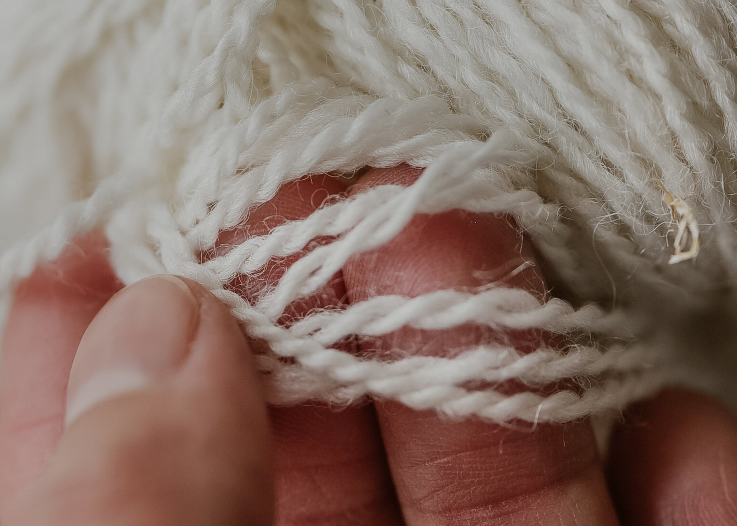 2-Ply Fine Alpaca Blend (Cream)