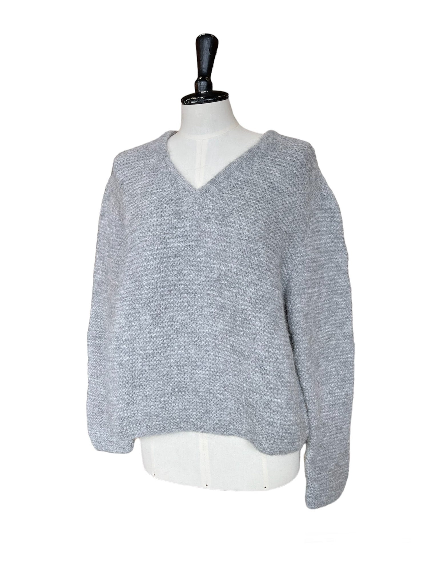 Hand Knit SW Dawn V-Neck Alpaca Sweater