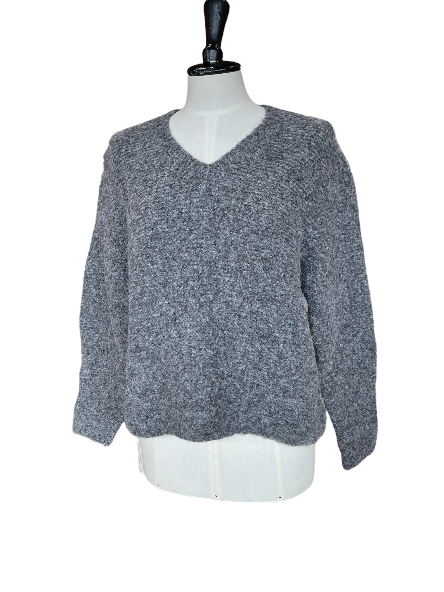 Hand Knit SW Dawn V-Neck Alpaca Sweater