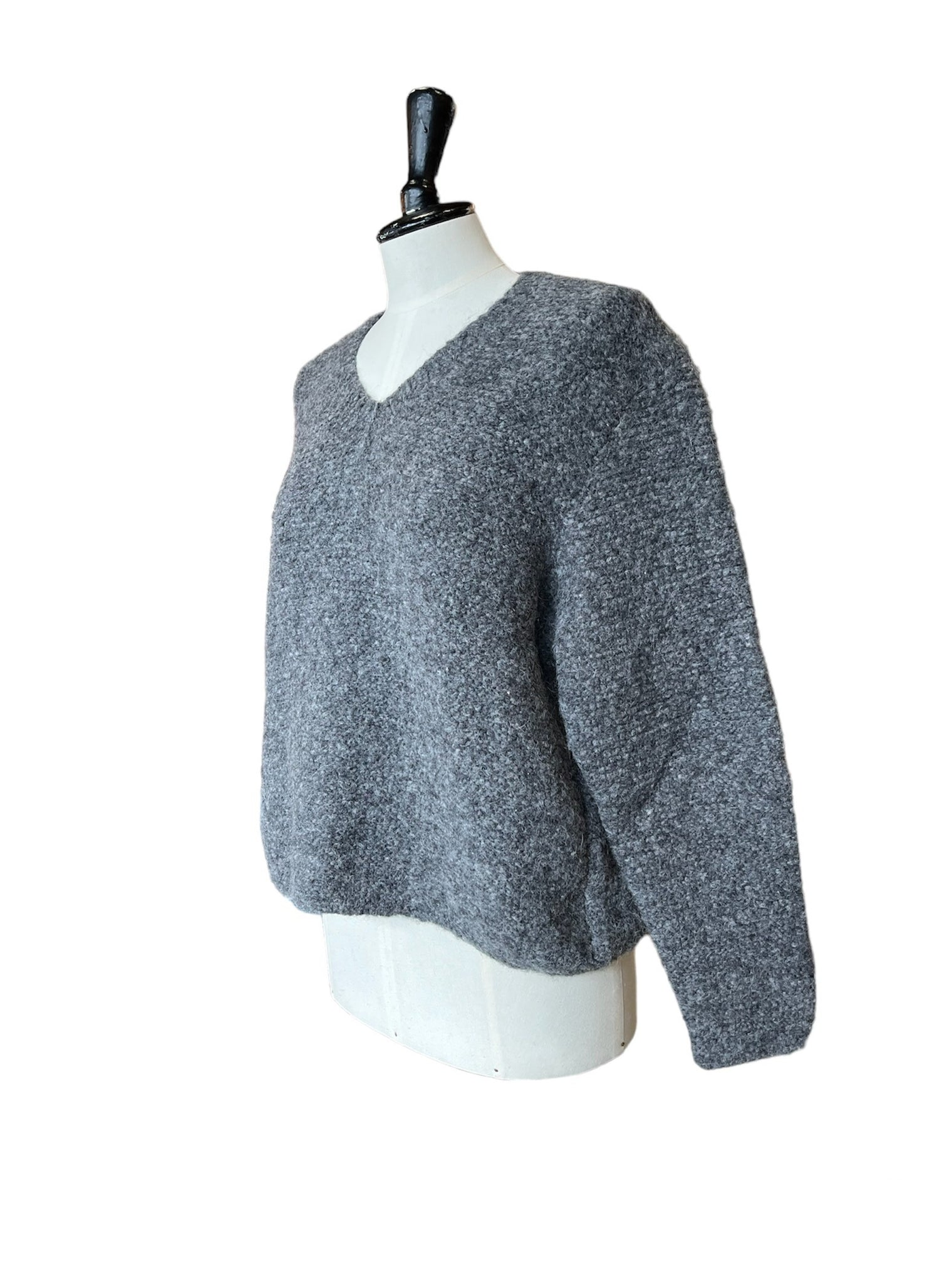 Hand Knit SW Dawn V-Neck Alpaca Sweater