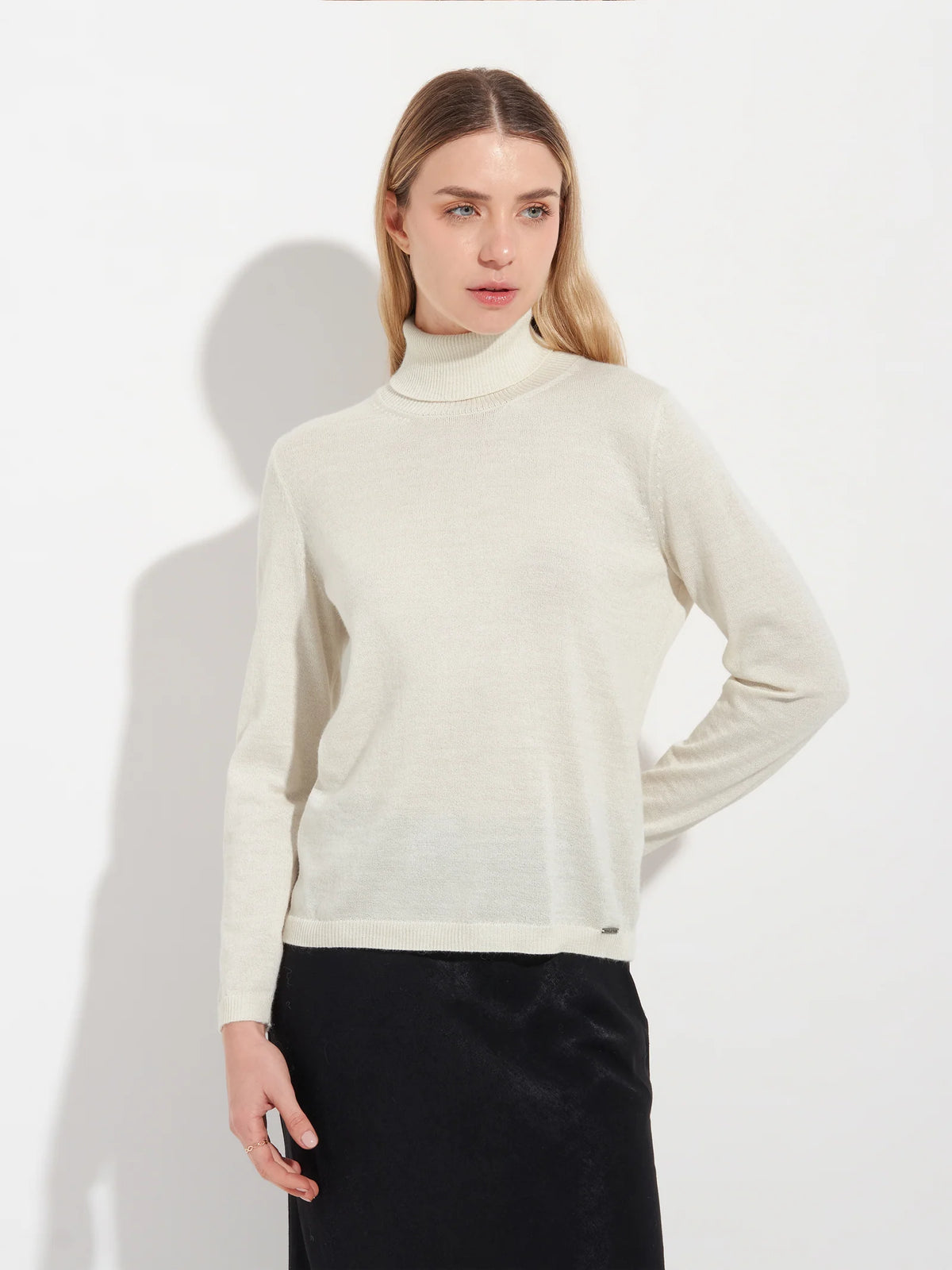 Amber Essential Turtleneck Sweater