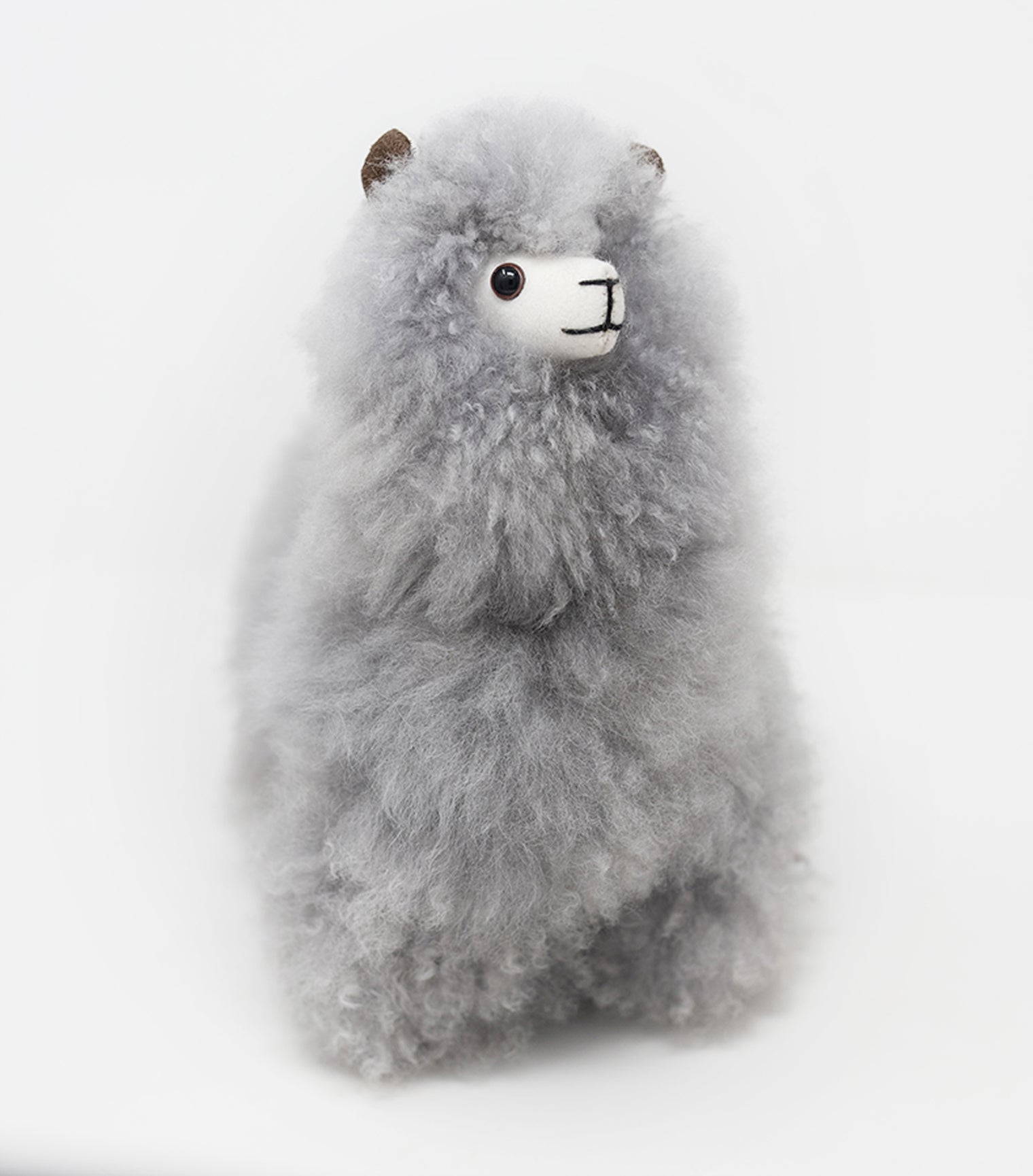 9" Standing Alpaca