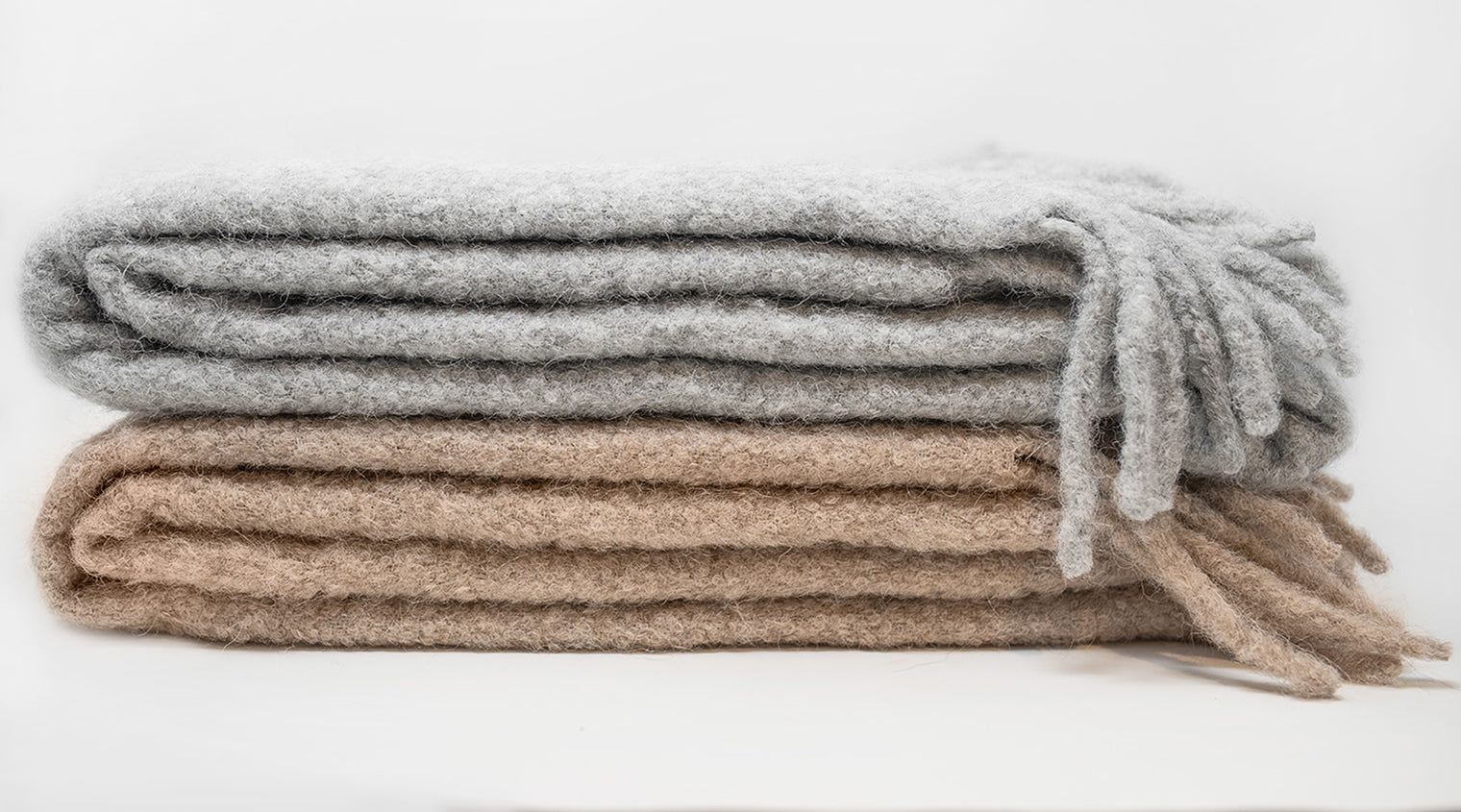 Alpaca Boucle Brushed Throw