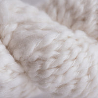 2-Ply Thick/Thin Alpaca Bulky Blend Yarn (White w/White)