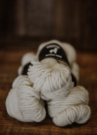3-Ply Bulky Alpaca Blend (White)