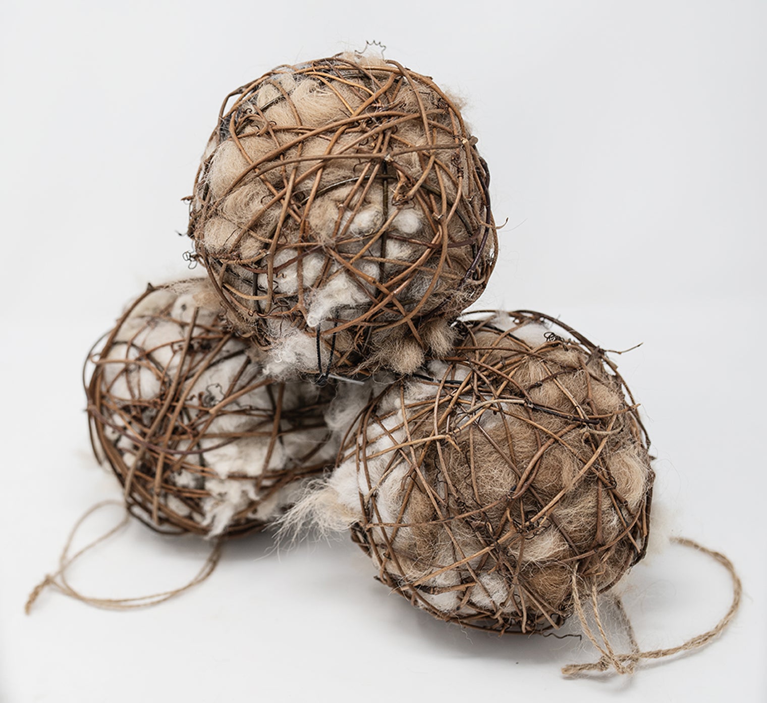 Bird Nesting Kit with Alpaca Fleece Refill (200 grams)